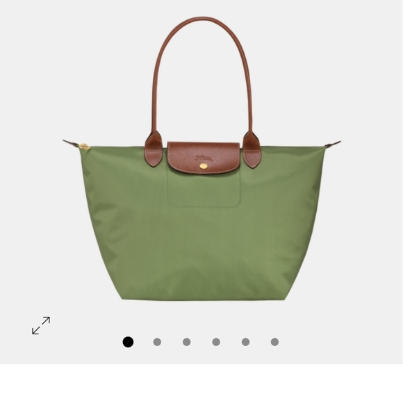 Longchamp Handbags - Longchamp Le pliage medium tote